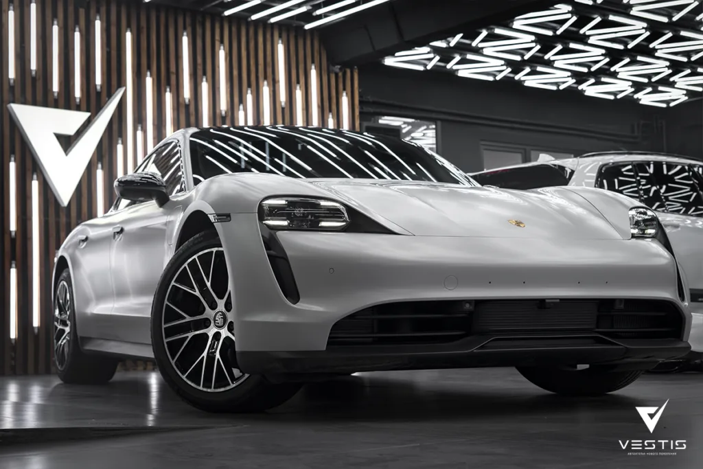 Porsche Taycan 6 Porsche Taycan