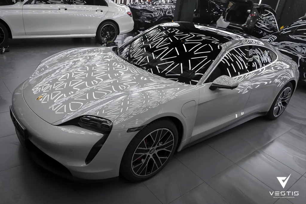 Porsche Taycan 5 Porsche Taycan