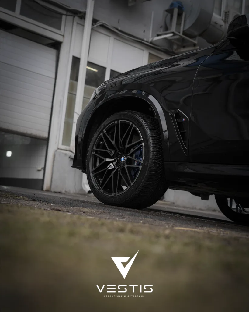 BMW X5M 8 BMW X5M