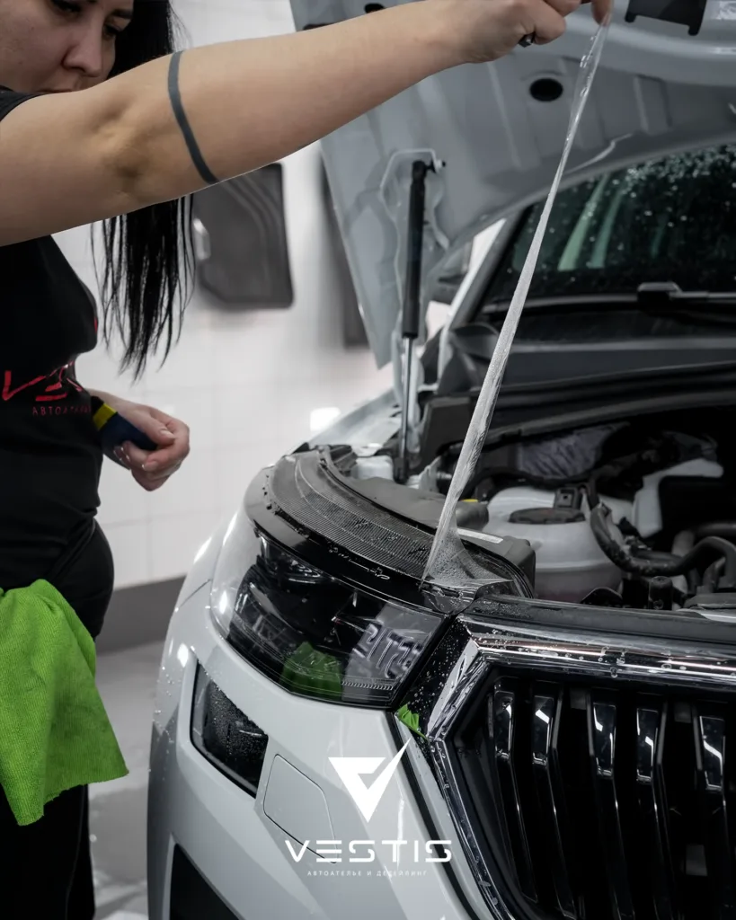 Защита кузова и оптики антигравийной пленкой Skoda Kodiaq