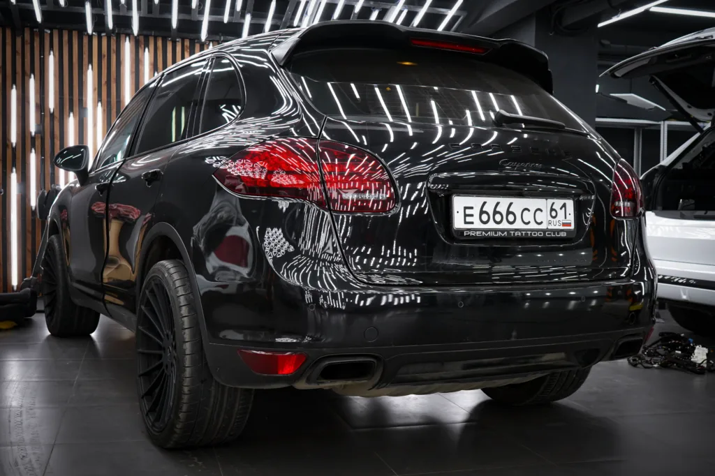 Рестайлинг задней части Porsche Cayenne | Из 958.1 в 958.2 32 Рестайлинг задней части Porsche Cayenne | Из 958.1 в 958.2