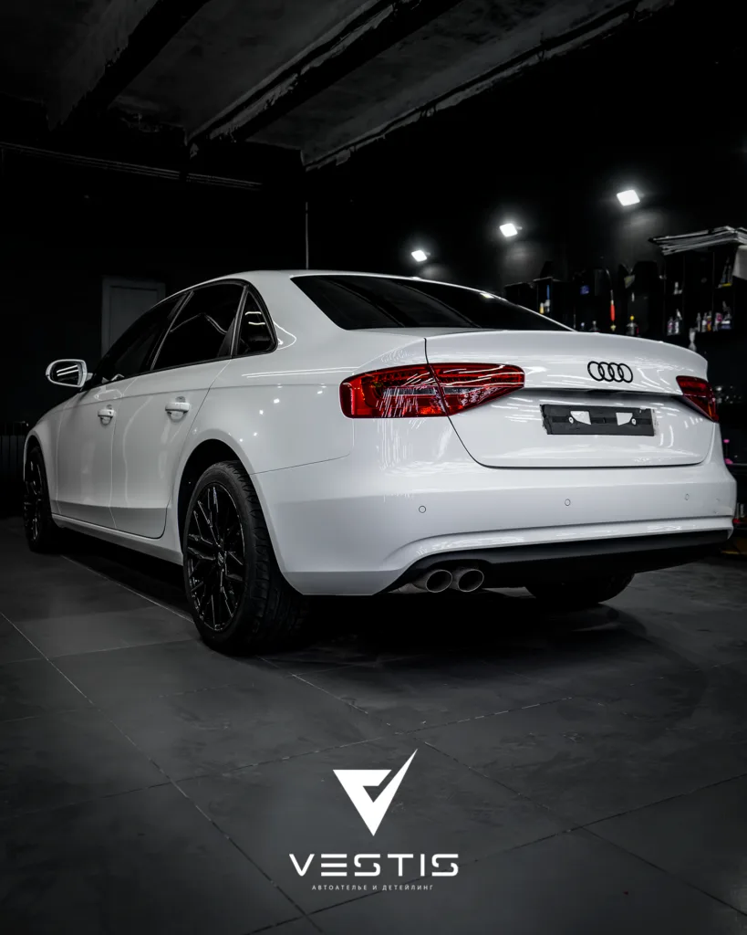 Полировка и нанесение керамики на кузов Audi A4 8 Полировка и нанесение керамики на кузов Audi A4
