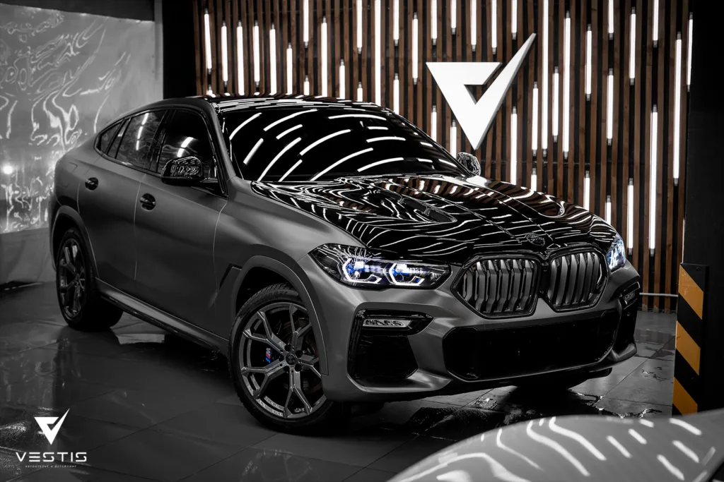 Полная оклейка кузова BMW X6 G06 в 2 типа пленок
