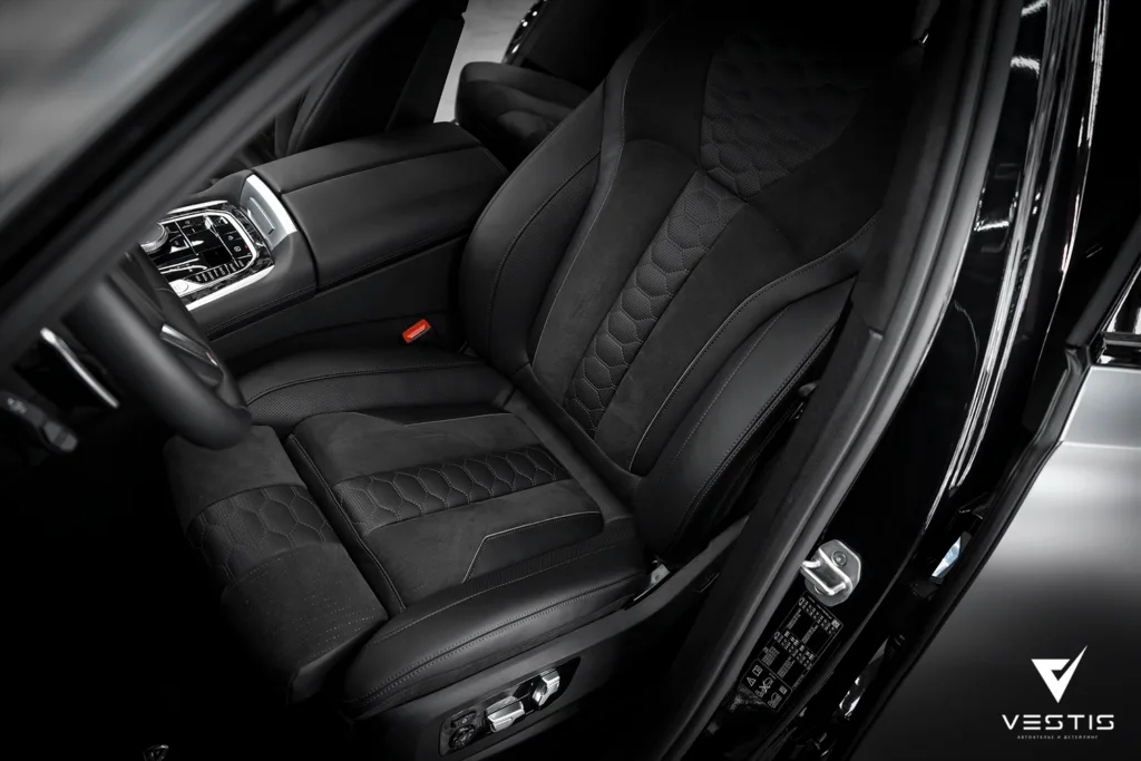 Перешив салона и ламинация карбоном интерьера BMW X6
