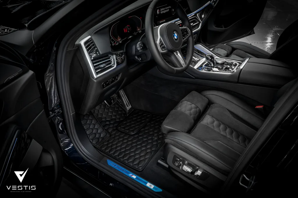 Перешив салона и ламинация карбоном интерьера BMW X6
