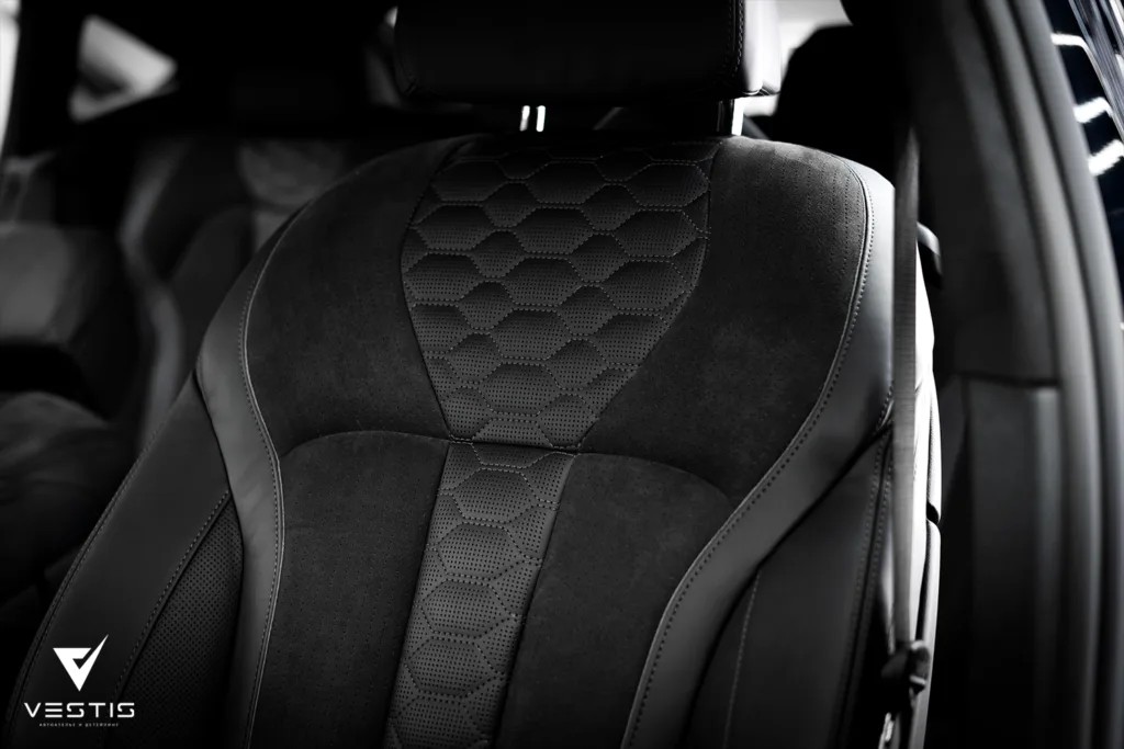 Перешив салона и ламинация карбоном интерьера BMW X6