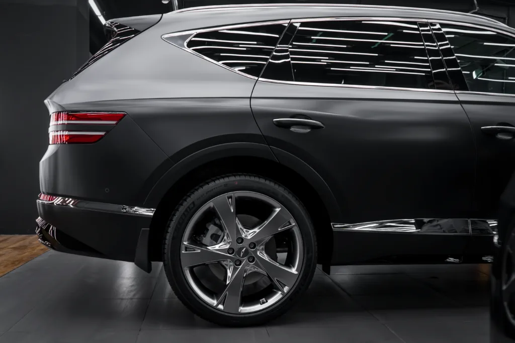 Оклейка кузова Genesis GV80 двумя типами пленок 11 Оклейка кузова Genesis GV80 двумя типами пленок