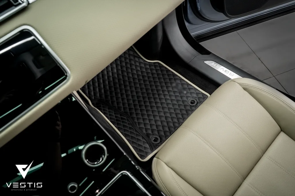Комплект ковриков с боковыми бортами для Range Rover Velar 5 Комплект ковриков с боковыми бортами для Range Rover Velar