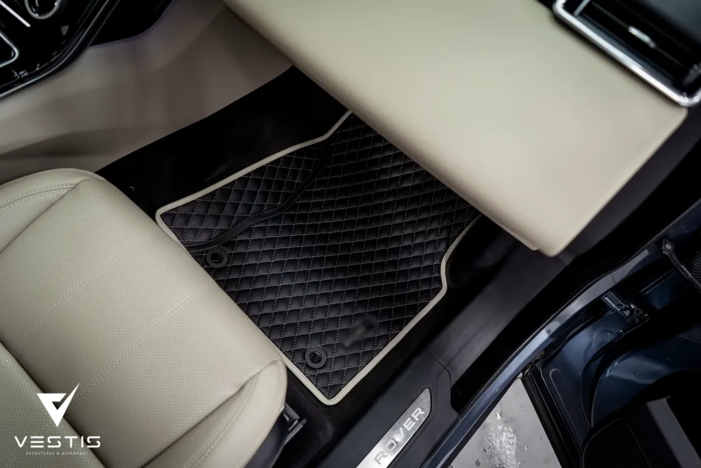 Комплект ковриков с боковыми бортами для Range Rover Velar 1 Комплект ковриков с боковыми бортами для Range Rover Velar