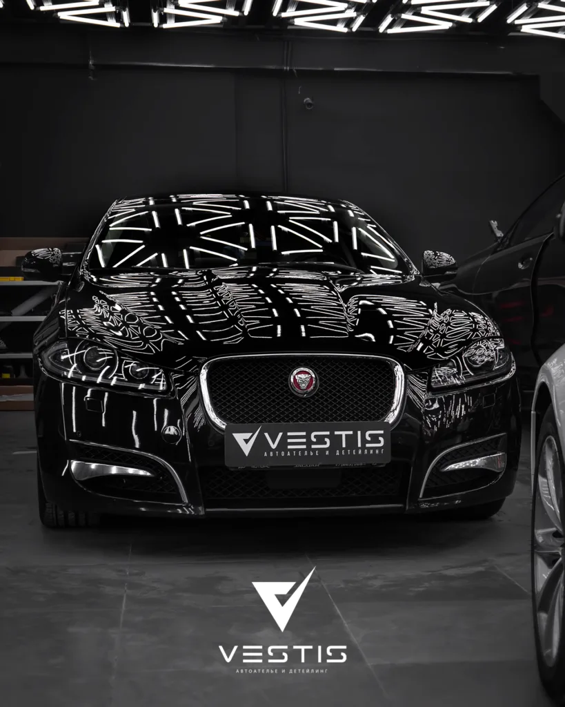 Глубокая полировка кузова Jaguar XF и нанесение керамики