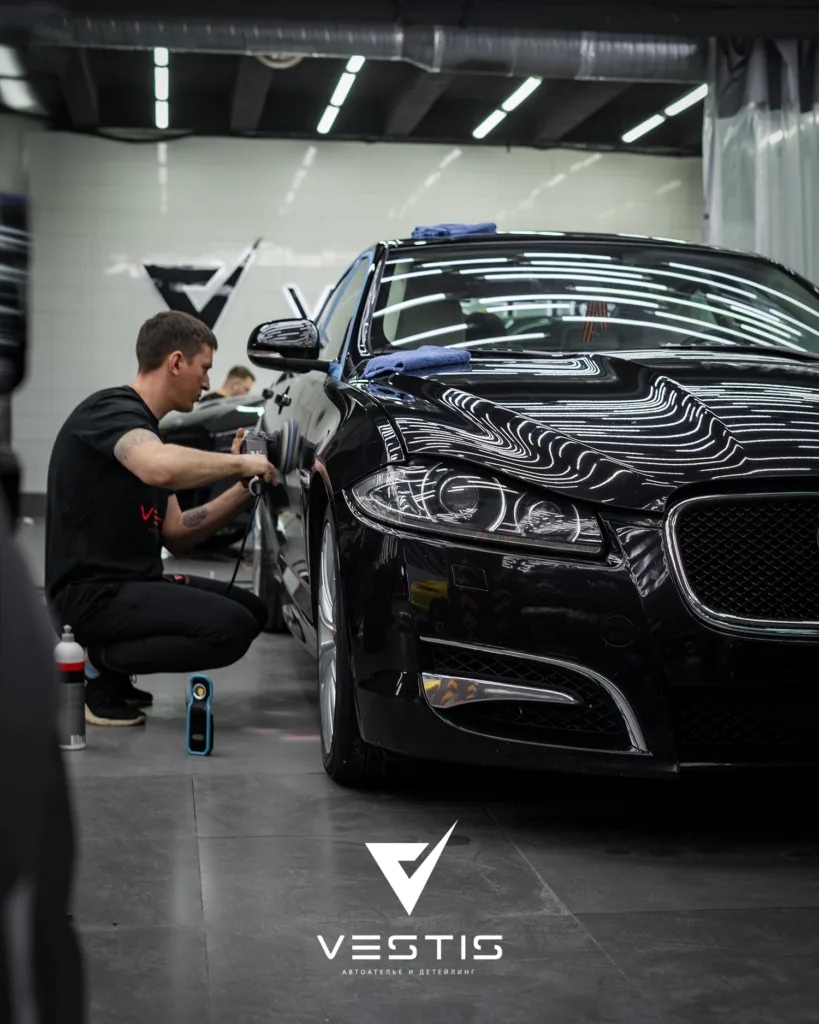 Глубокая полировка кузова Jaguar XF и нанесение керамики