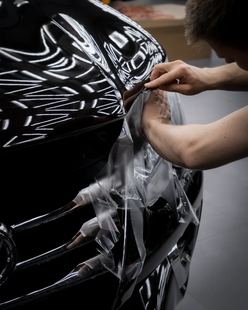 Антигравийная пленка и керамика на ЛКП Toyota Fortuner 7 Антигравийная пленка и керамика на ЛКП Toyota Fortuner