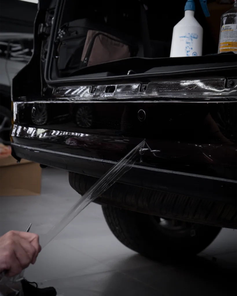 Антигравийная пленка и керамика на ЛКП Toyota Fortuner 8 Антигравийная пленка и керамика на ЛКП Toyota Fortuner