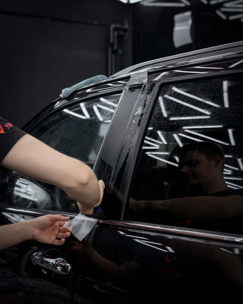 Антигравийная пленка и керамика на ЛКП Toyota Fortuner 10 Антигравийная пленка и керамика на ЛКП Toyota Fortuner