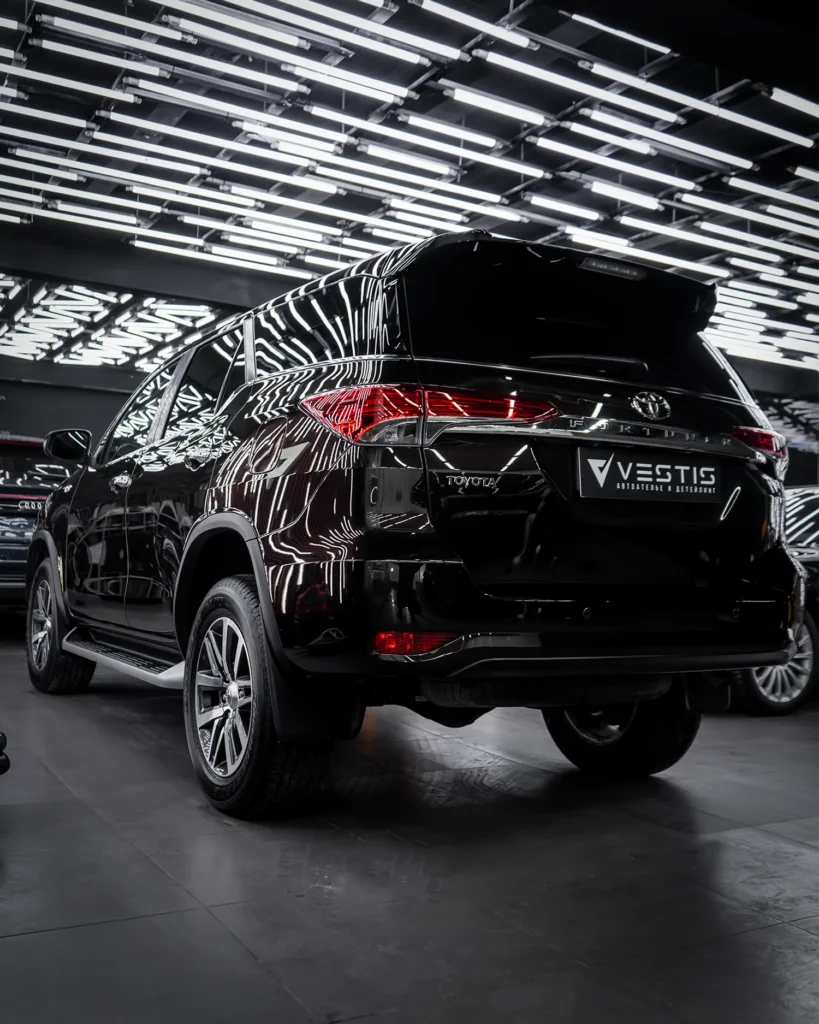 Антигравийная пленка и керамика на ЛКП Toyota Fortuner 17 Антигравийная пленка и керамика на ЛКП Toyota Fortuner