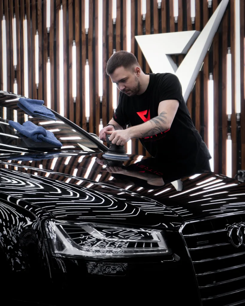 Полировка и нанесение керамики Gyeon на ЛКП Audi A8 Long 4 Полировка и нанесение керамики Gyeon на ЛКП Audi A8 Long