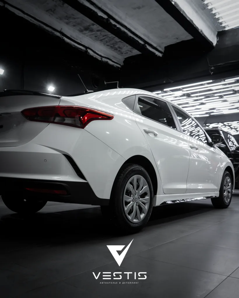 Полная оклейка антигравийной пленкой Hyundai Solaris