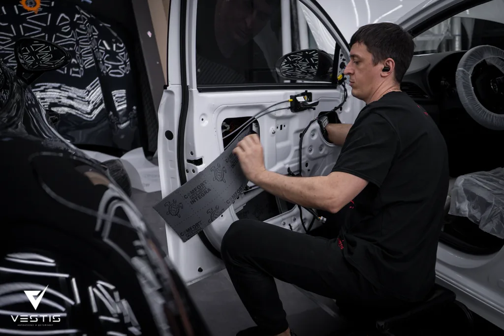Полная оклейка антигравийной пленкой Hyundai Solaris