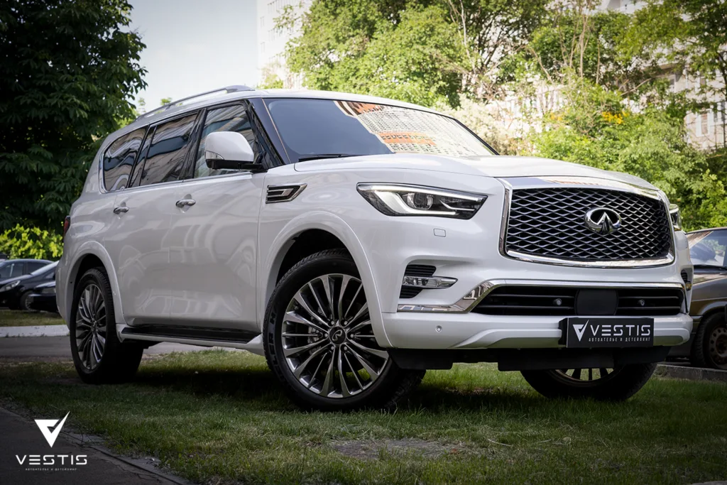 Полная оклейка антигравийной пленкой кузова Infiniti QX80 11 Полная оклейка антигравийной пленкой кузова Infiniti QX80