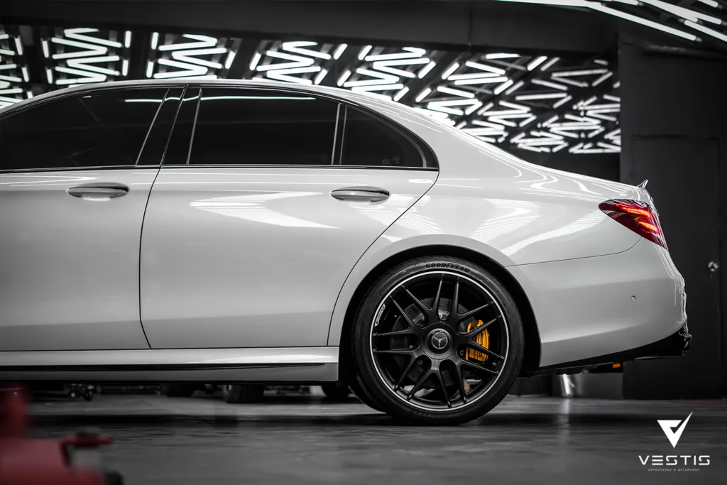 Антигравийная пленка и химчистка салона Mercedes Benz E63S 20 Антигравийная пленка и химчистка салона Mercedes Benz E63S
