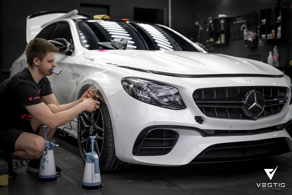 Антигравийная пленка и химчистка салона Mercedes Benz E63S 2 Антигравийная пленка и химчистка салона Mercedes Benz E63S