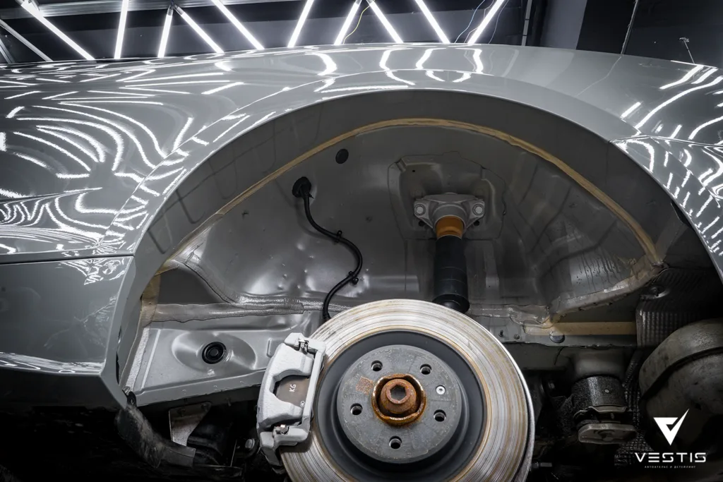 Audi A5 - Шумоизоляция, нанесение керамики на кузов, тонировка и бронь лобового стекла 2 Audi A5 — Шумоизоляция, нанесение керамики на кузов, тонировка и бронь лобового стекла