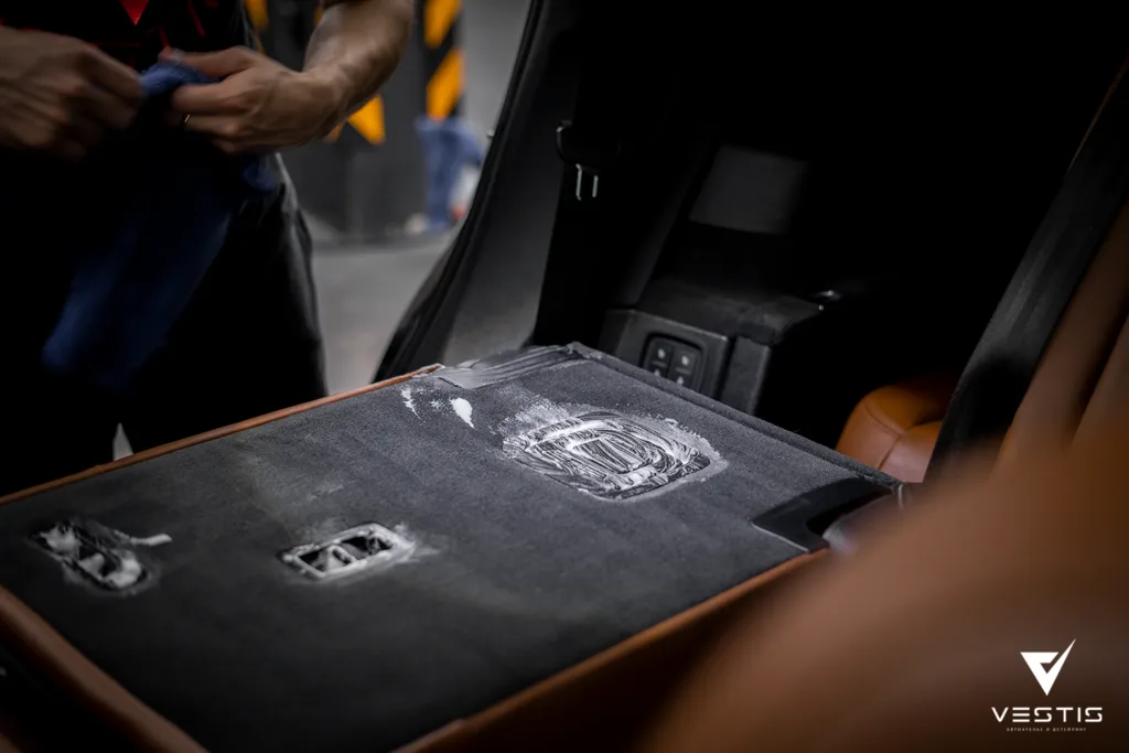 Химчистка салона и керамика на кожаные элементы Audi Q7 2 Химчистка салона и керамика на кожаные элементы Audi Q7
