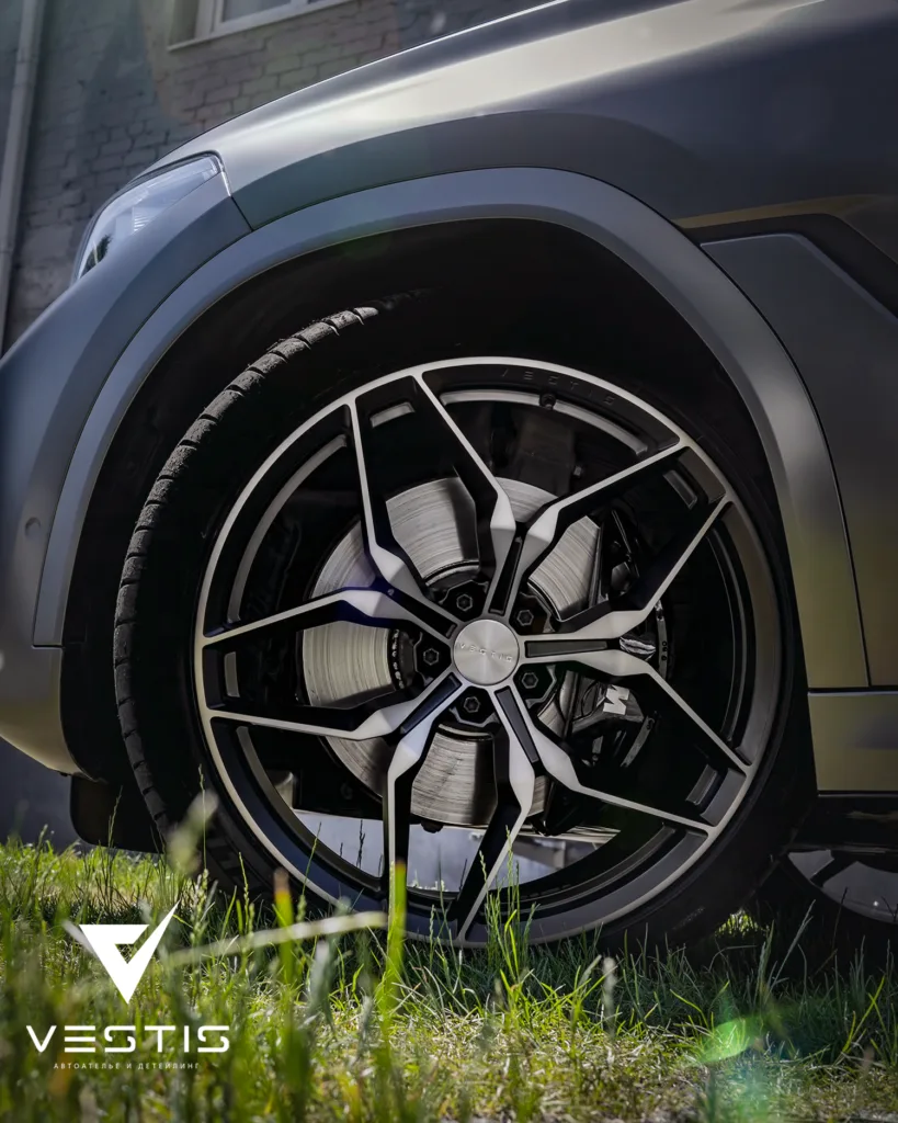Комплект индивидуальных кованных дисков для BMW X6 G06 15 Комплект индивидуальных кованных дисков для BMW X6 G06