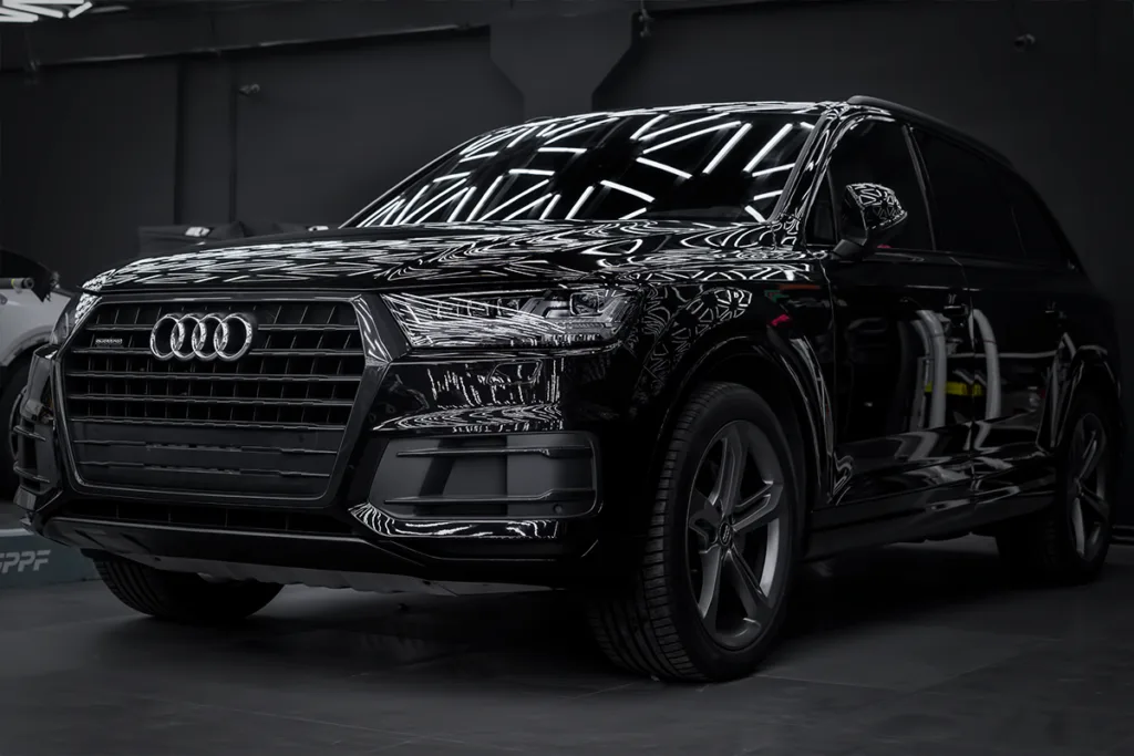 Полировка, керамика ЛКП и химчистка салона Audi Q7 1 Полировка, керамика ЛКП и химчистка салона Audi Q7