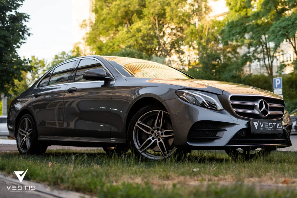 Полировка ЛКП и нанесение керамики Mercedes Benz E Class 11 Полировка ЛКП и нанесение керамики Mercedes Benz E Class
