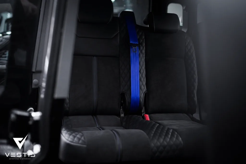 Перешив салона и перетяжка потолка Land Rover Defender 16 Перешив салона и перетяжка потолка Land Rover Defender