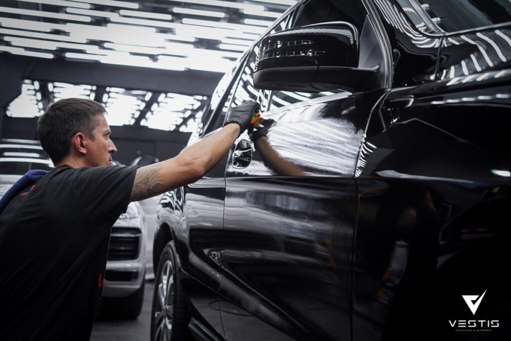 Полировка и нанесение керамики на ЛКП Mercedes Benz GLS 1 Mercedes Benz GLS - Полировка кузова и нанесение керамики Können Graphen