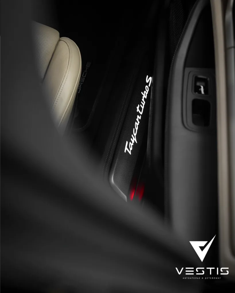 Карбон, перешив, шумоизоляция и коврики для Porsche Taycan 23 Porsche Taycan Перешив карбон и шумоизоляция45