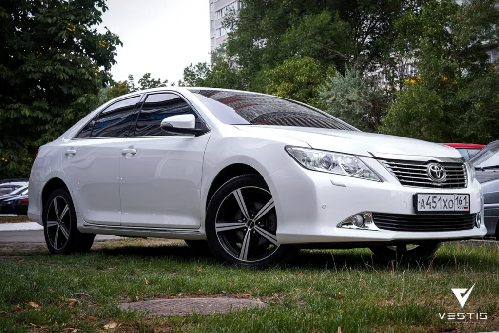 Toyota Camry Предпродажный фотосет химчистка и подкапотка17 1200x800