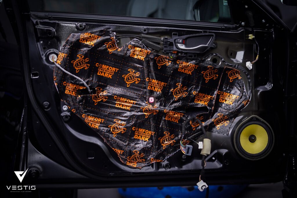 Honda Civic Перешив аквапринт реставрация дисков замена ремней шумоизоляция и полировка коврики керамика Graphen16