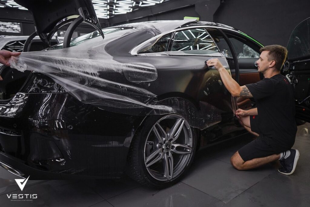 Защита кузова Mercedes-Benz E Coupe матовой пленкой Suntek 1 Mercedes Benz E Coupe Матовая пленка и антихром20 1200x800