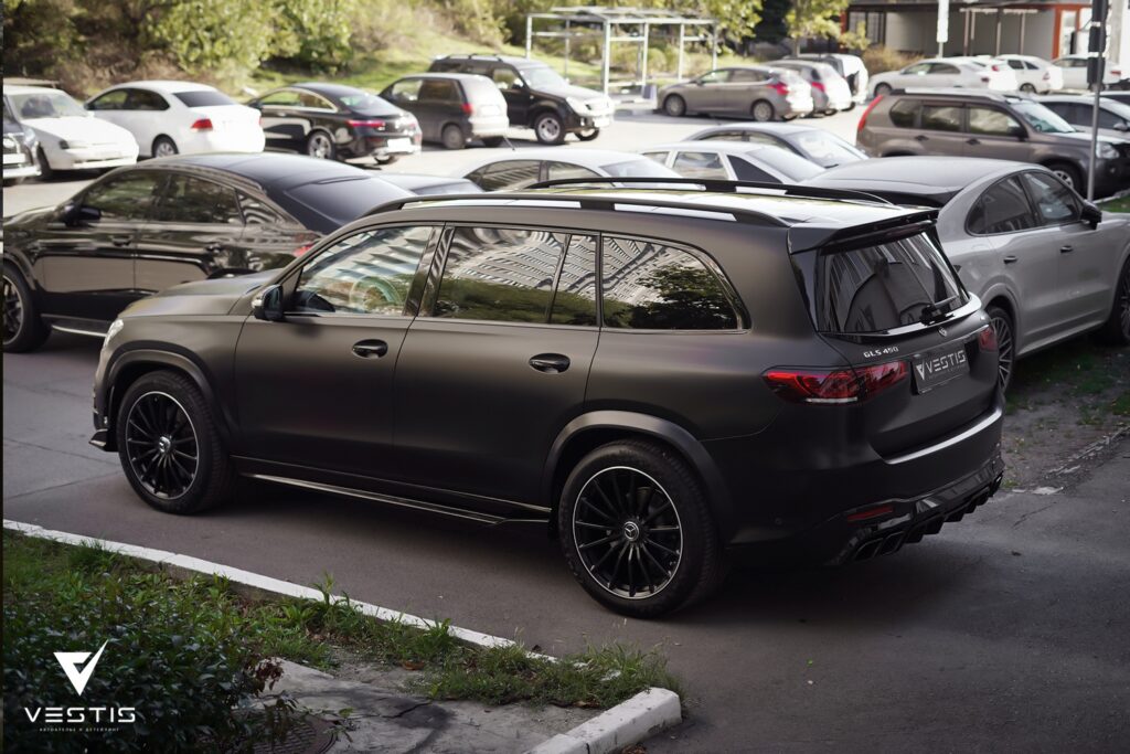 Mercedes Benz GLS Полная матовая оклейка расклейка обвесы и пороги подкапывание окрас11 2