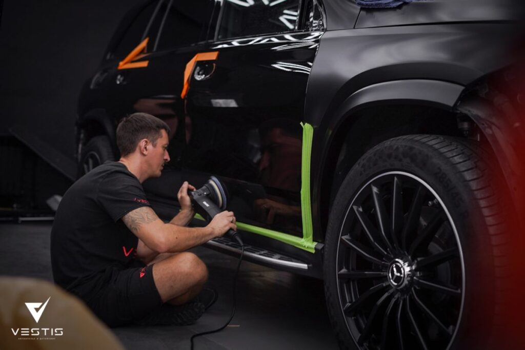 Mercedes Benz GLS Полная матовая оклейка расклейка обвесы и пороги подкапывание окрас13 1200x800