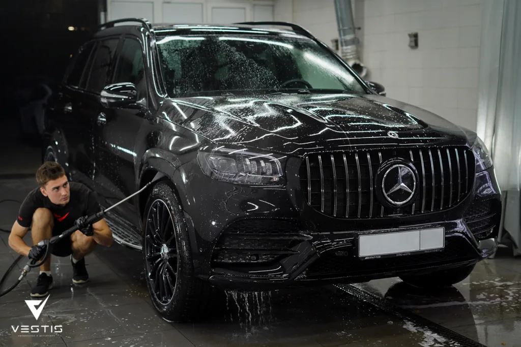 Mercedes Benz GLS Полная матовая оклейка расклейка обвесы и пороги подкапывание окрас32