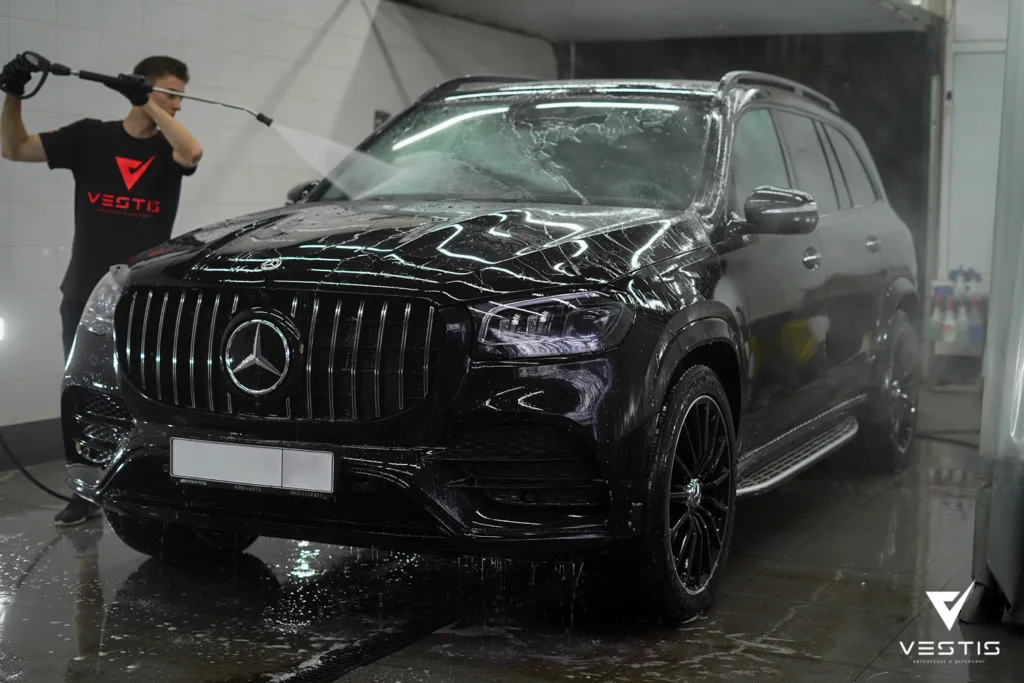 Mercedes Benz GLS Полная матовая оклейка расклейка обвесы и пороги подкапывание окрас33