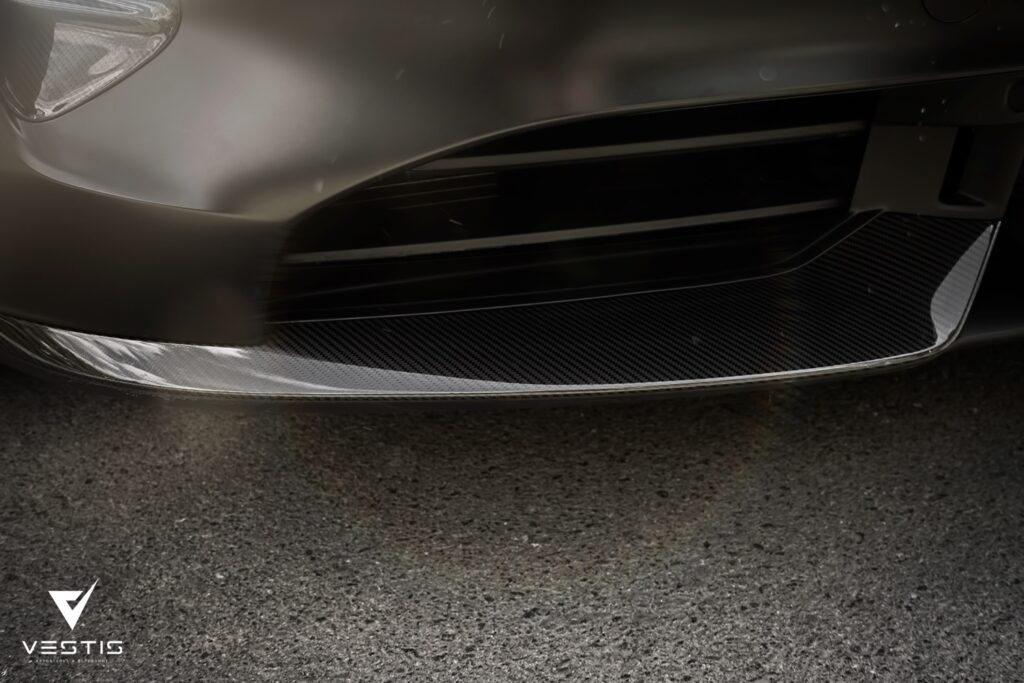 Карбон экстерьера и защита экрана на Porsche Taycan 4 Porsche Taycan Карбон и стекло4