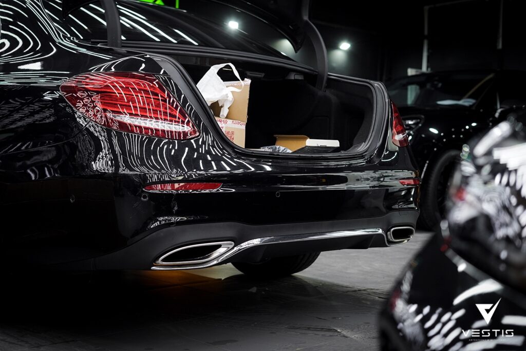 Электронный выхлоп "Thor" для Mercedes Benz E Class 2 Mercedes Benz E Class W213 Установка Thor1
