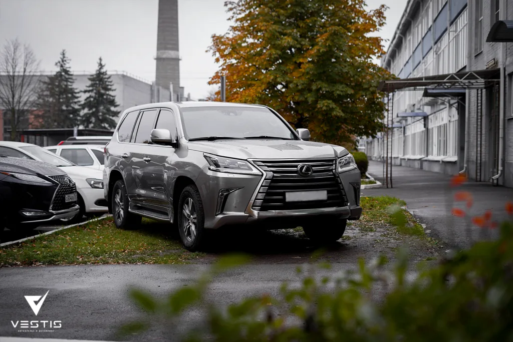 Комплексная шумоизоляция и химчистка салона Lexus LX570 17 VESTIS AD Обрабоwтанные 3 на 2 НОЯБРЬ 2022