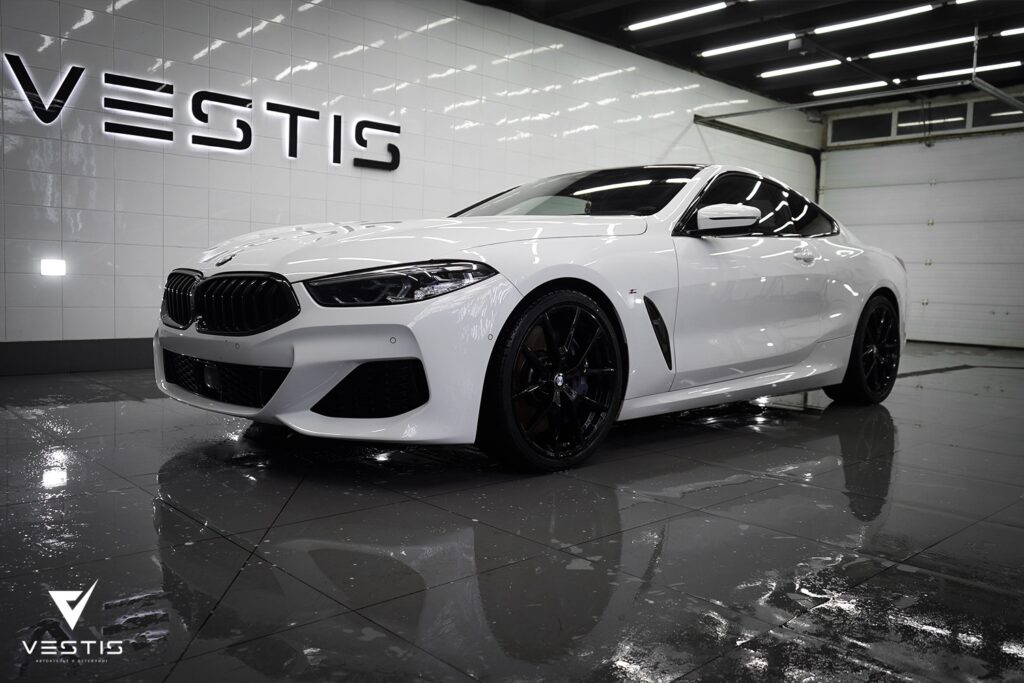 Полная оклейка кузова BMW 8 Series в виниловую пленку 12 BMW 8 Винил23