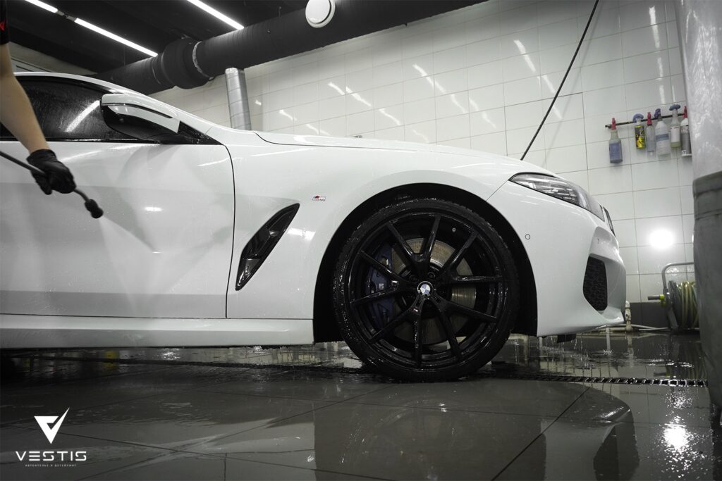Полная оклейка кузова BMW 8 Series в виниловую пленку 2 BMW 8 Винил31