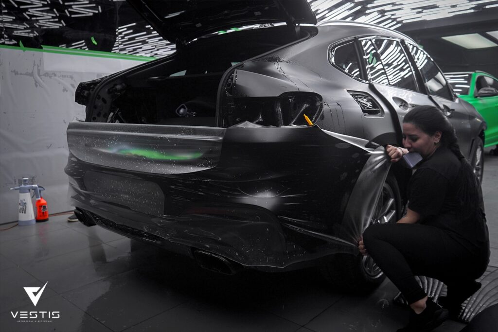 Полная оклейка BMW X4 матовой антигравийной пленкой 2 BMW X4 Матовая пленка9