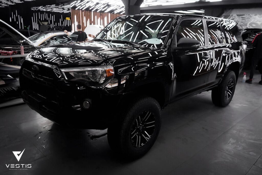 Оклейка матовой антигравийной пленкой Toyota 4Runner 42 Toyota 4Runner Матовая пленка шумоизоляция коврики перетяжка потолка50 1