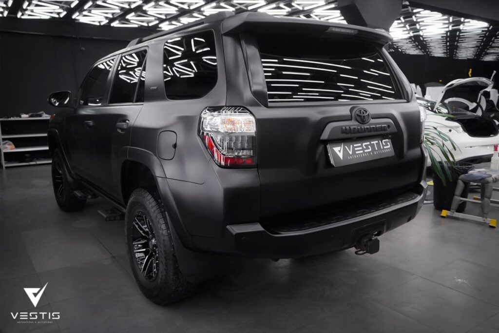 Оклейка матовой антигравийной пленкой Toyota 4Runner 1 Toyota 4Runner Матовая пленка шумоизоляция коврики перетяжка потолка55 1 1200x800