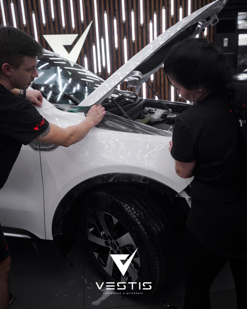 Защита ЛКП, шумоизоляция и сетка в бампер Kia Sorento 3 Kia Sorento Пленка и сетка в бампер пленка интерьера и шумоизоляция4