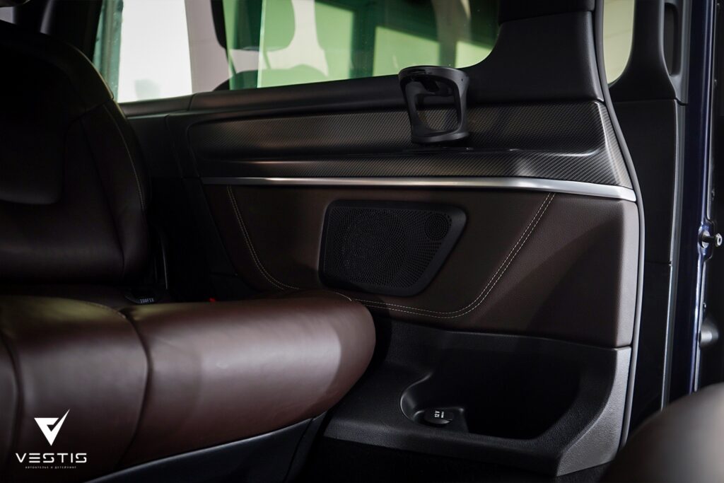 Перешив салона и шумоизоляция Mercedes Benz V Class 4 Mercedes Benz V Class Перешив шумоизоляция полировка керамика39